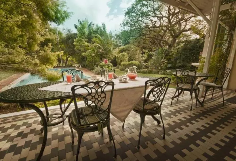 Fotos del hotel Hacklewood Hill Country House:  5