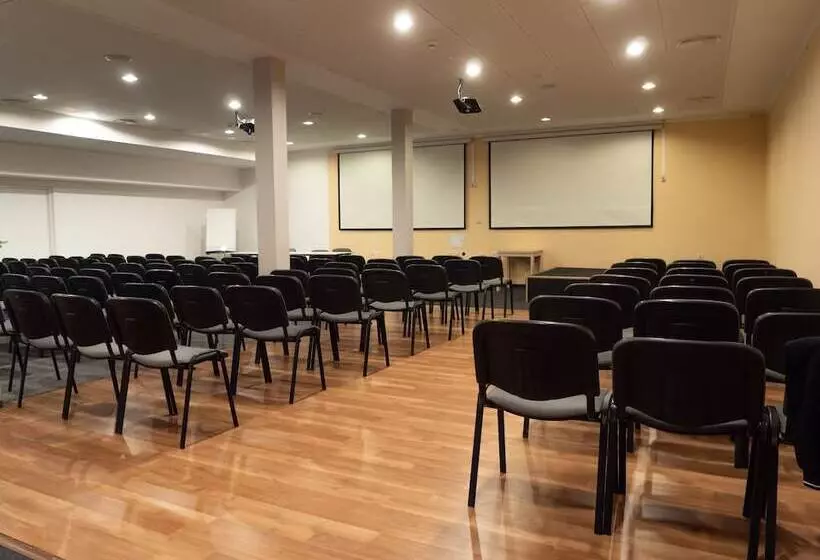 Fotos del hotel Hotel New Skanpol:  5