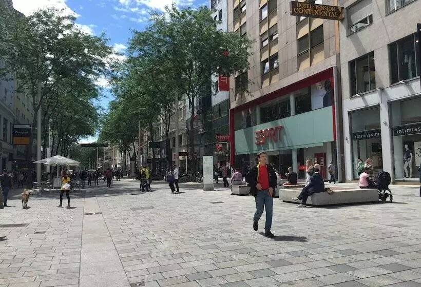 Fotos del hotel Continental Hotelpension:  15