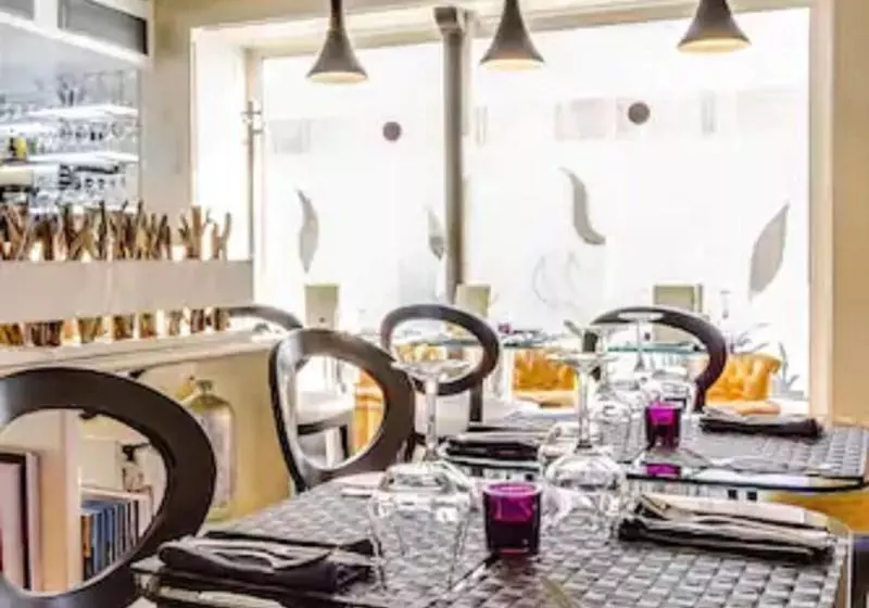 Fotos del hotel Eiffel Trocadéro:  11