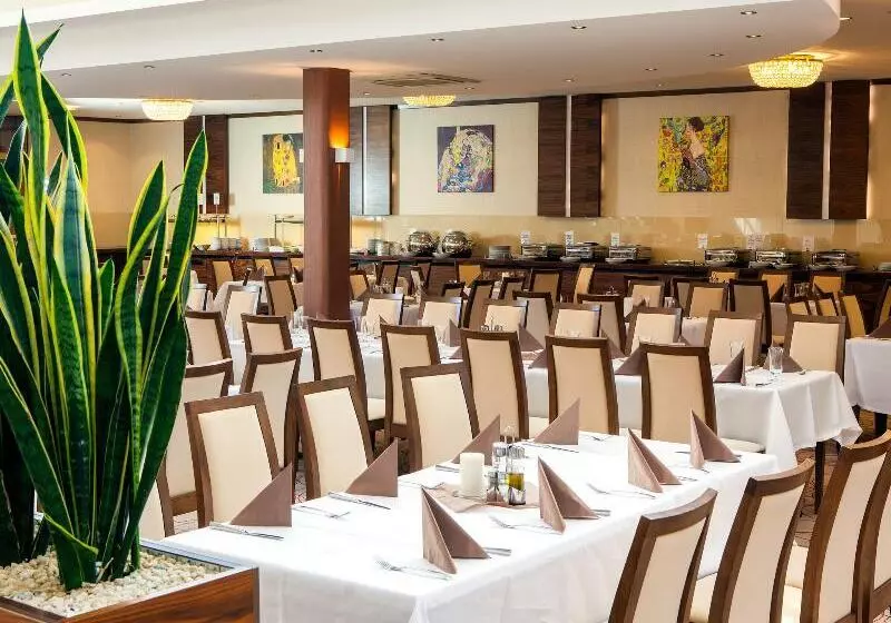 Fotos del hotel Boss:  12