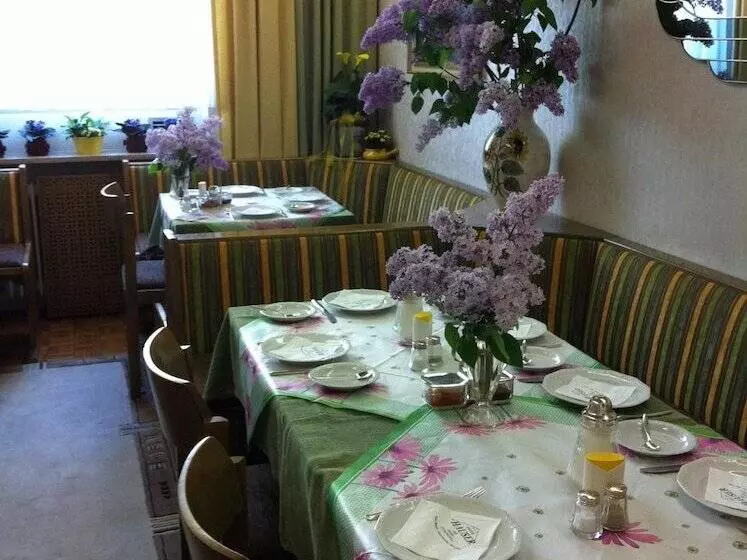 Fotos del hotel Hauser An Der Universität:  4