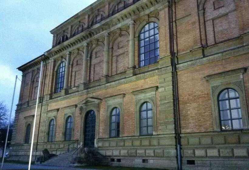 Fotos del hotel Hauser An Der Universität:  6