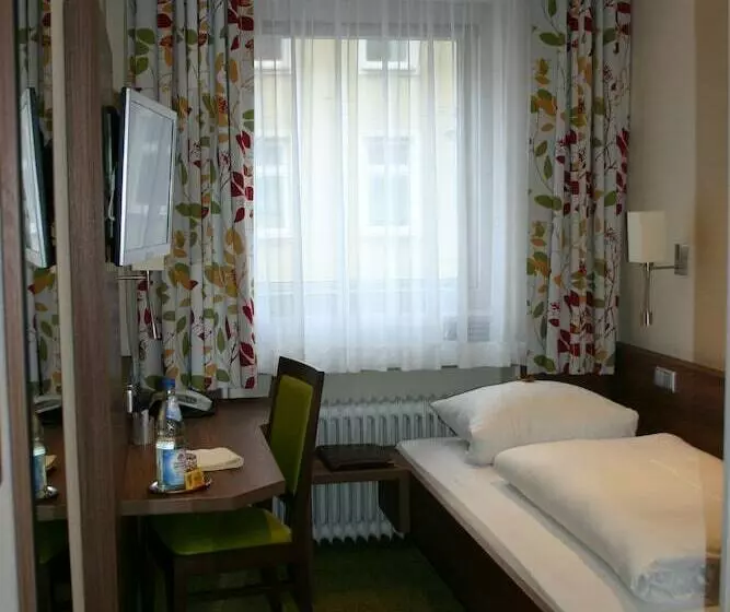 Fotos del hotel Hauser An Der Universität:  23