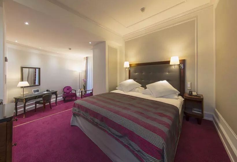 Fotos del hotel Schweizerhof Zürich:  15