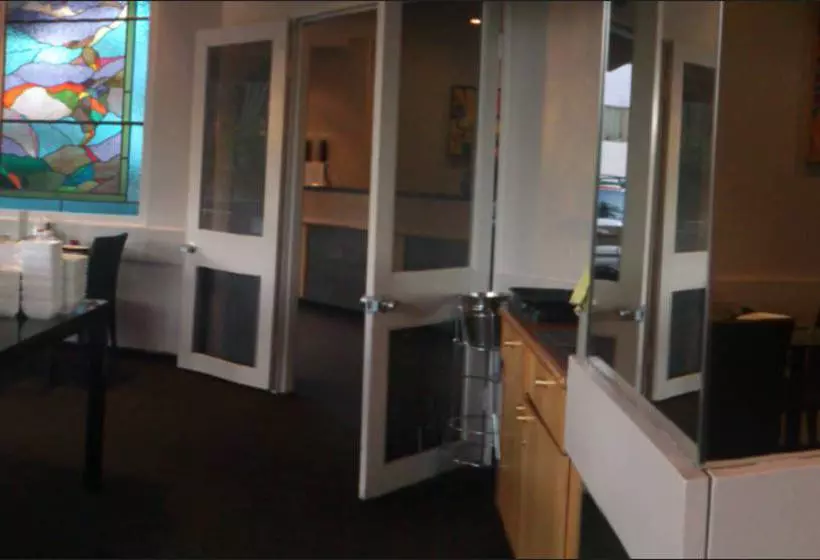 Fotos del hotel Sullivans Perth:  7