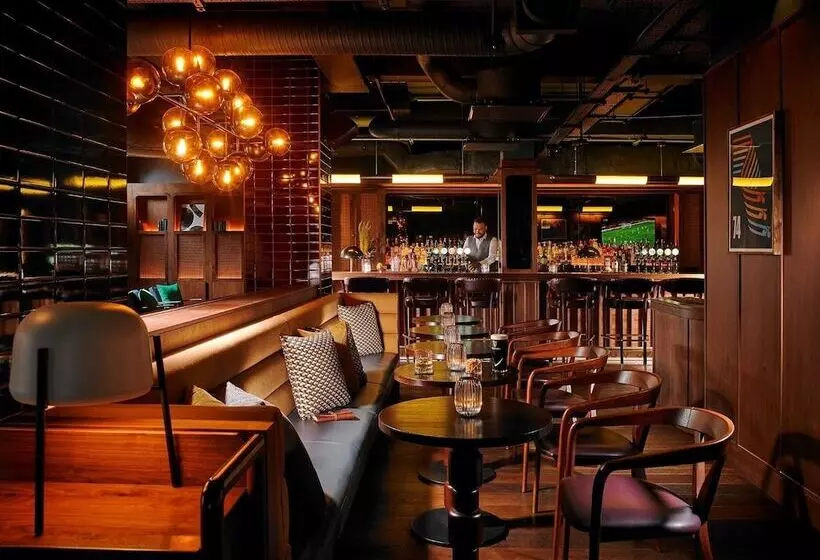 Fotos del hotel The Mont:  21