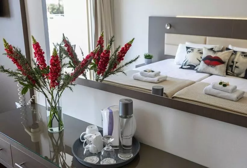 Fotos del hotel Queens Bay:  13