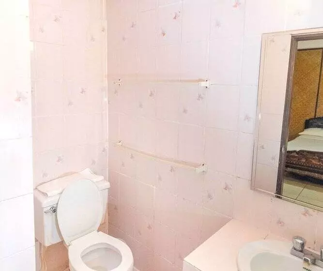 Fotos del hotel Laithai Guest House:  17