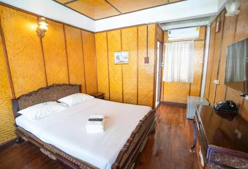 Fotos del hotel Laithai Guest House:  13