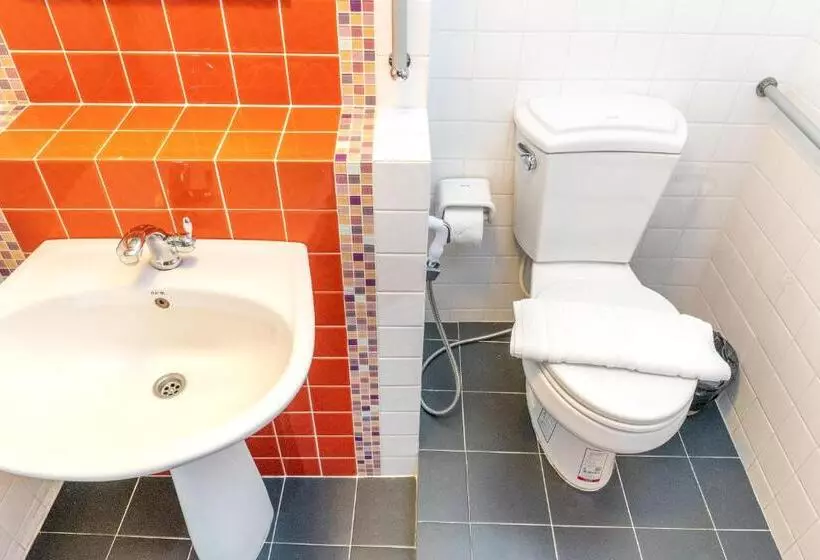 Fotos del hotel Laithai Guest House:  5