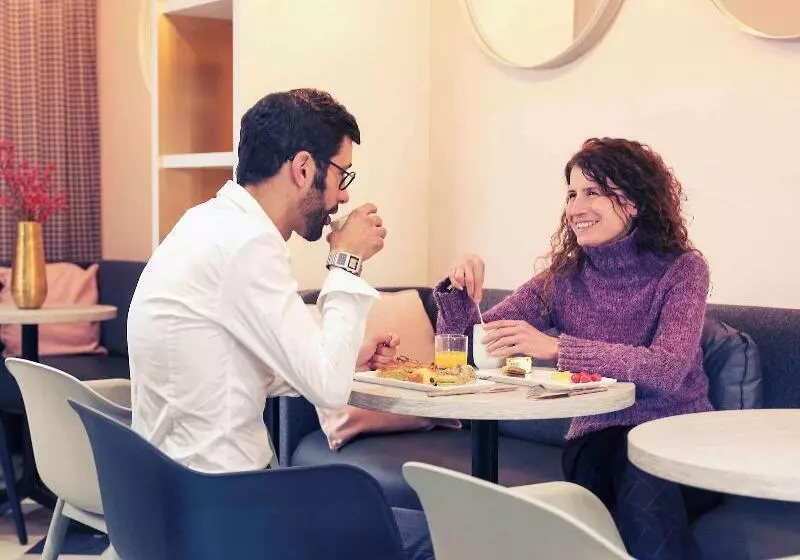 Fotos del hotel Mercure Paris Pigalle Sacre Coeur:  20