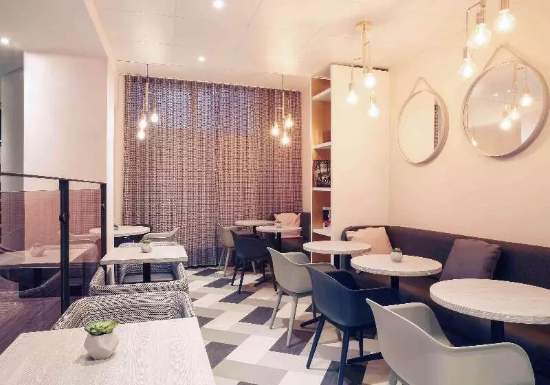 Fotos del hotel Mercure Paris Pigalle Sacre Coeur:  4