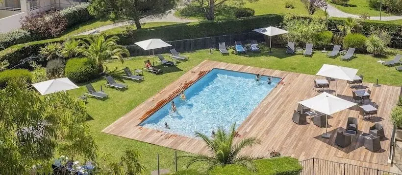 Fotos del hotel Best Western Plus Hôtel Littéraire Jules Verne:  9