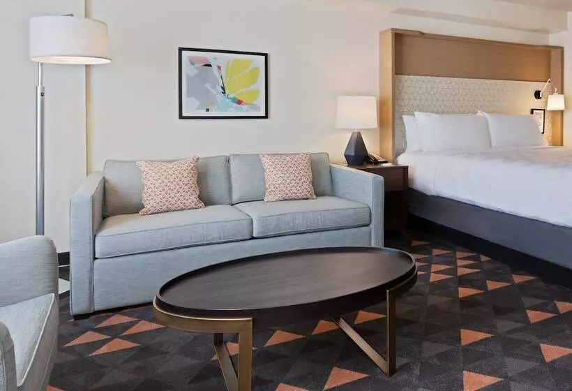 Fotos del hotel Holiday Inn & Suites Across From Universal Orlando, An Ihg:  11