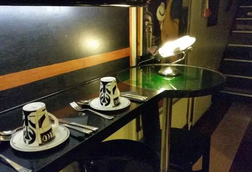 Fotos del hotel Paskins Town House:  4