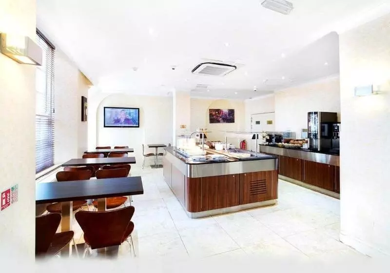 Fotos del hotel Queens Park:  12