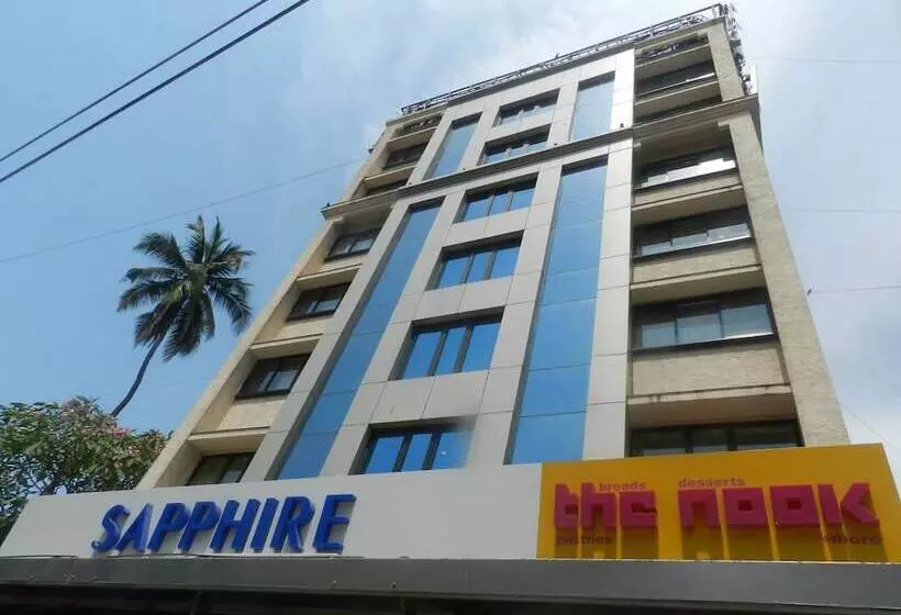 Fotos del hotel Emerald Hotel & Service Apartments:  6