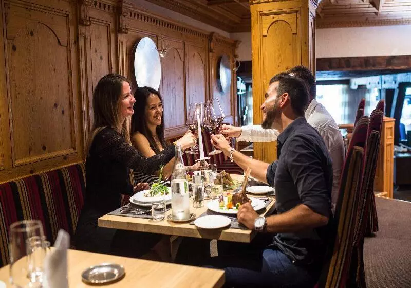 Fotos del hotel Wellness Hotel Alpenhof:  10