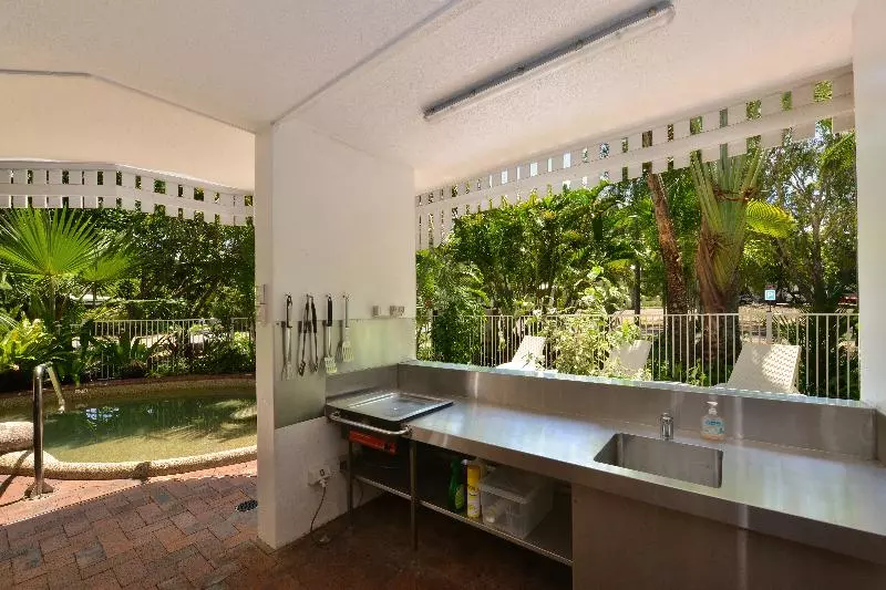 Fotos del hotel The White House Port Douglas:  3