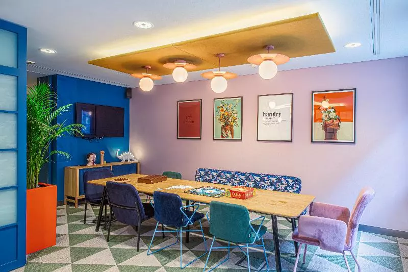 Fotos del hotel B&b Hôtel Brussels Centre Louise:  14