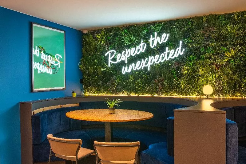 Fotos del hotel B&b Hôtel Brussels Centre Louise:  11