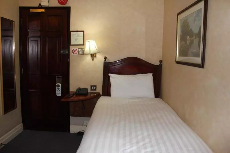 Fotos del hotel Cheshire Hotel Central London:  11