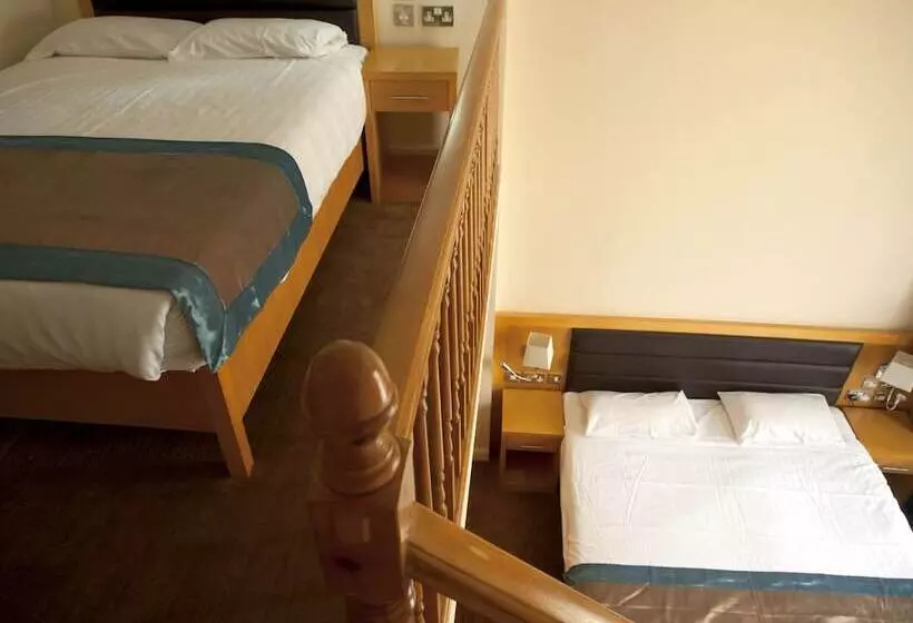 Fotos del hotel Cromwell International Hotel:  11