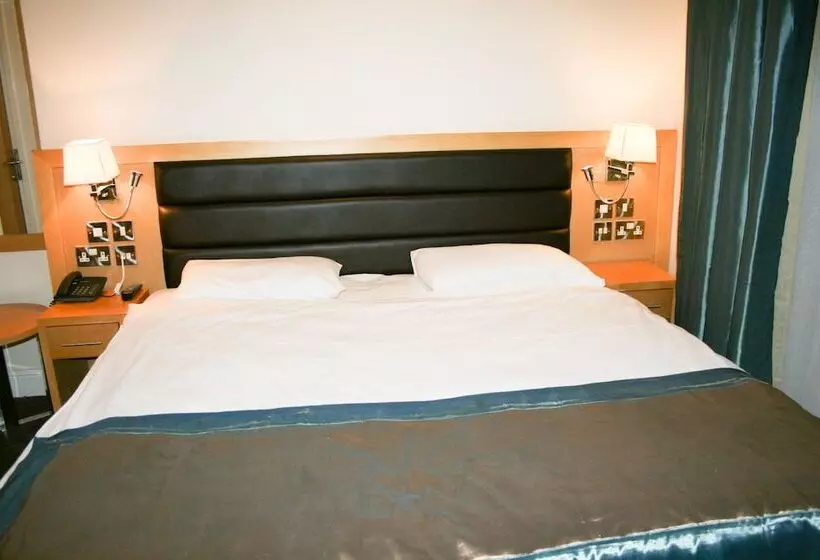 Fotos del hotel Cromwell International Hotel:  20