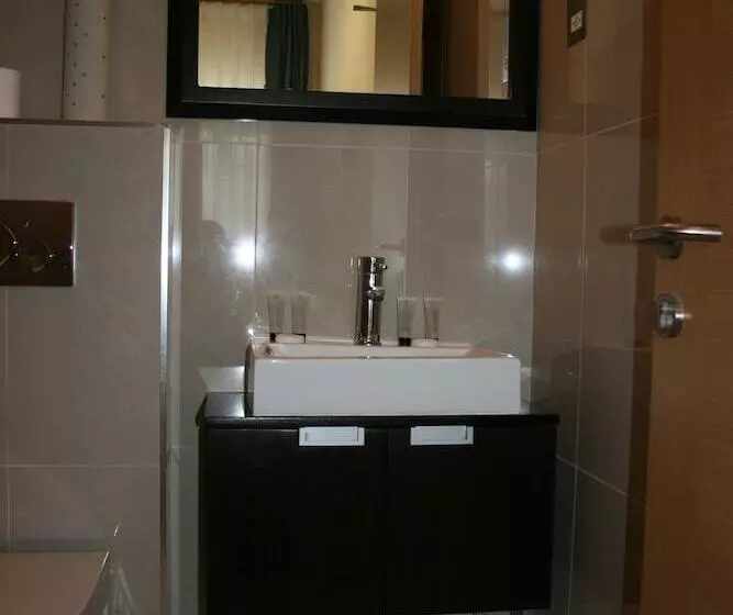 Fotos del hotel Cromwell International Hotel:  6