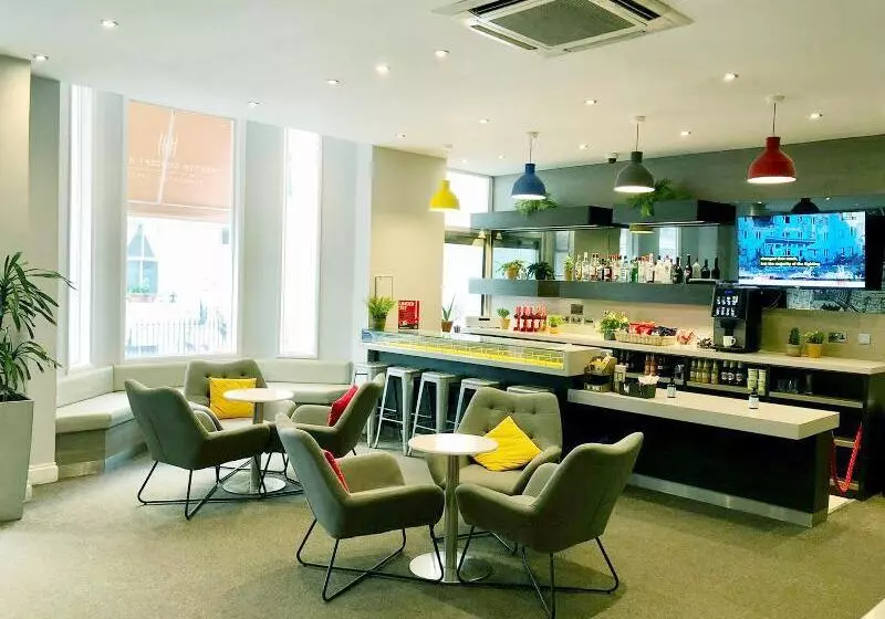 Fotos del hotel Ibis Styles London Kensington:  2