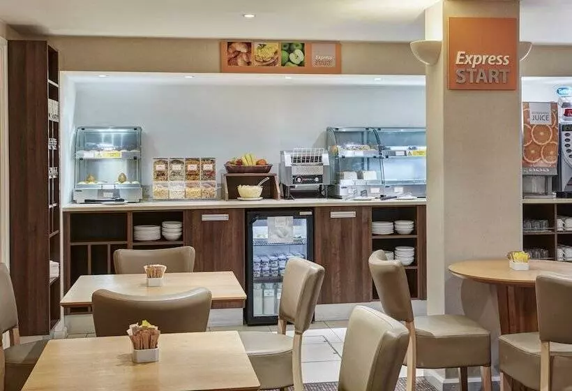 Fotos del hotel Holiday Inn Express London Victoria, An Ihg:  5