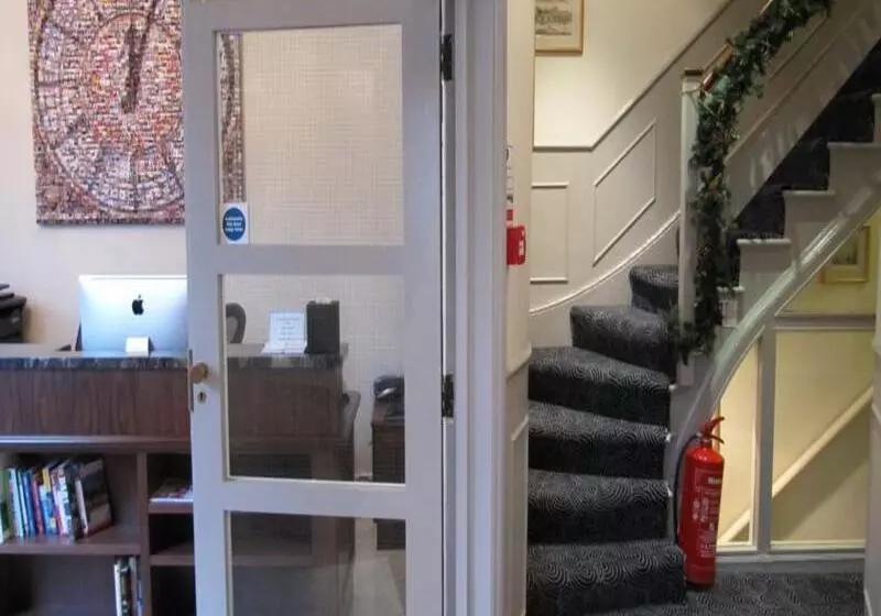 Fotos del hotel The Windermere , London:  2