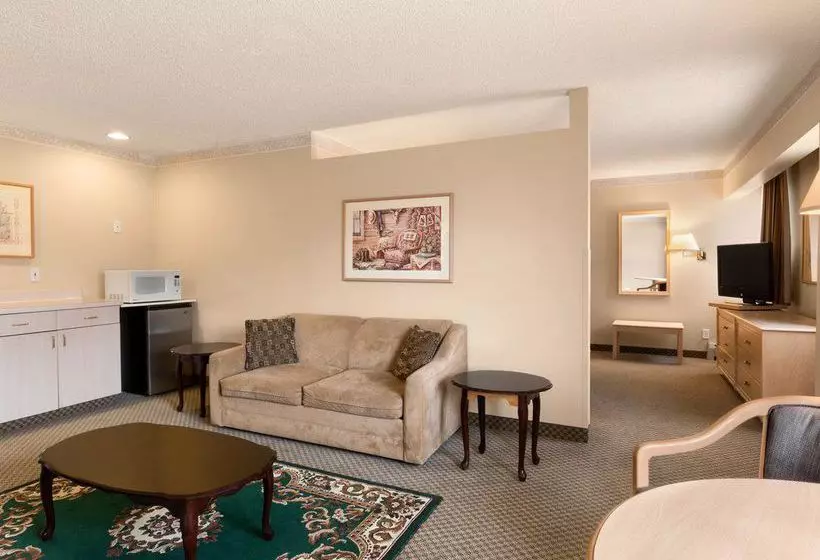 Fotos del hotel Travelodge Calgary University:  16