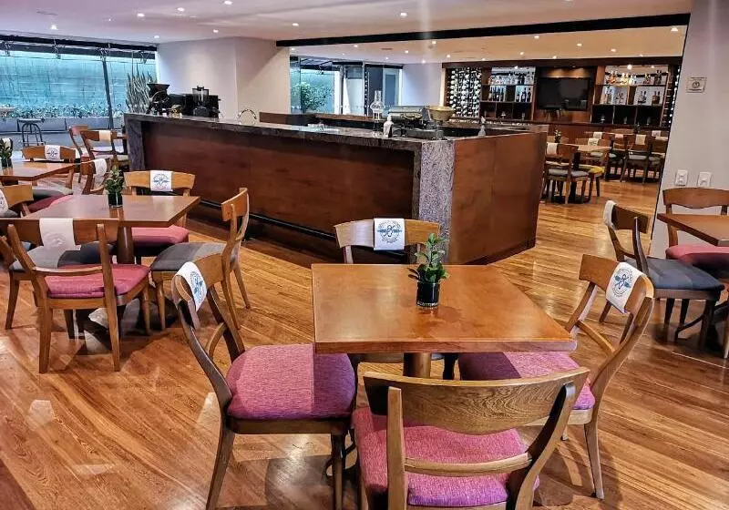 Fotos del hotel Estelar Suites Jones:  17