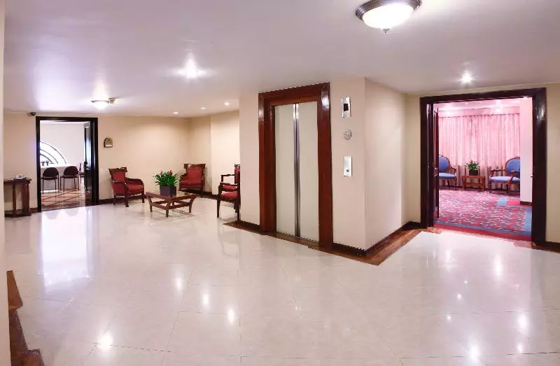 Fotos del hotel Estelar Suites Jones:  2
