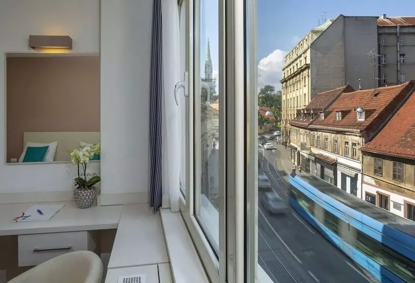 Fotos del hotel Jadran:  16