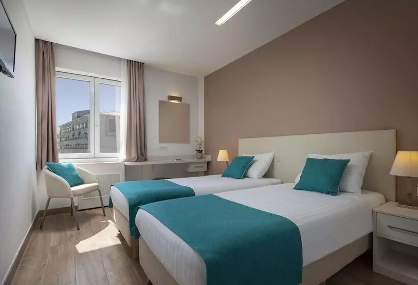 Fotos del hotel Jadran:  17