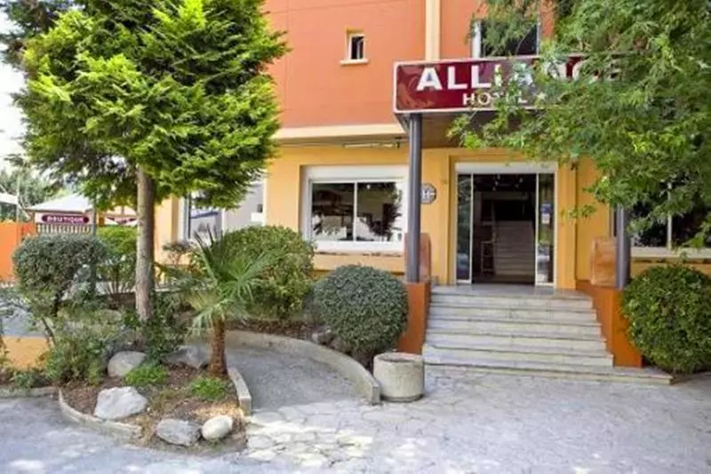 Fotos del hotel Hôtel Alliance:  10