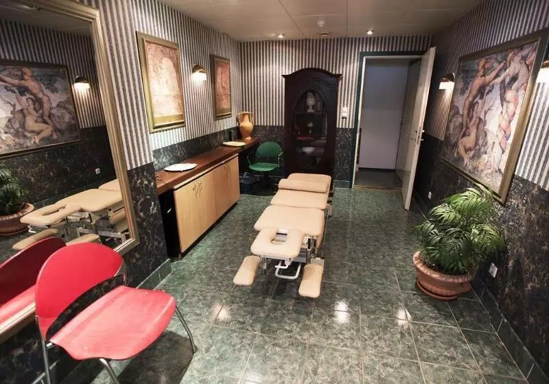 Fotos del hotel Hestia Hotel Susi:  9