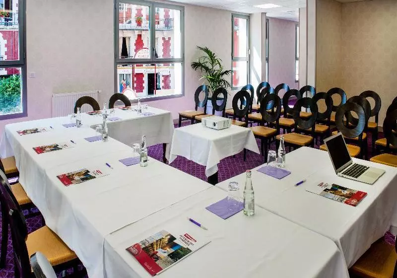 Fotos del hotel Chapelle & Parc:  6