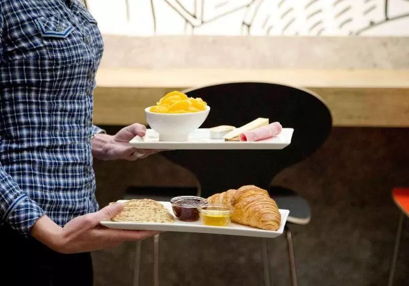 Fotos del hotel Ibis Paris Gare Du Nord Tgv:  10