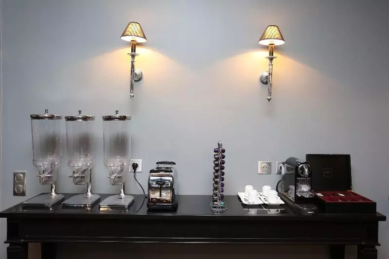 Fotos del hotel Saintlouis Pigalle:  8