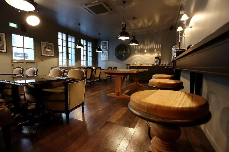 Fotos del hotel Saintlouis Pigalle:  10