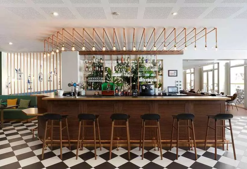 Fotos del hotel Hôtel Birdy By Happyculture:  11