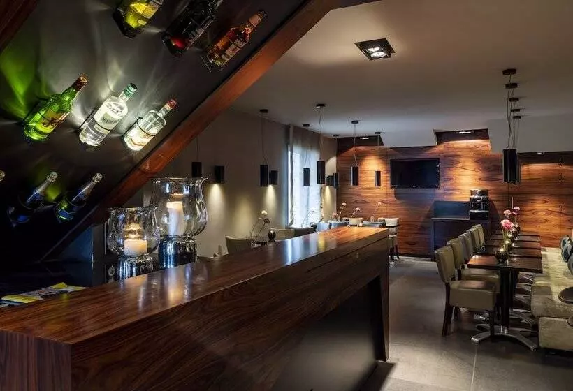 Fotos del hotel L'hôtel:  3