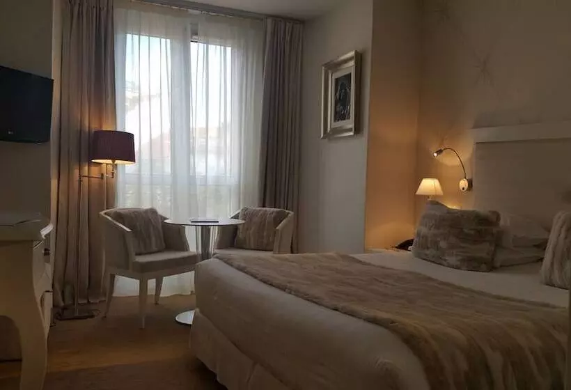 Fotos del hotel Renoir:  16