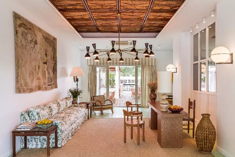 Hôtel La Tartane Saint Amour