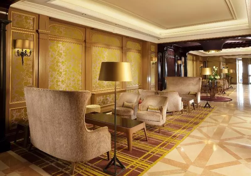 Rochester Champs Elysées