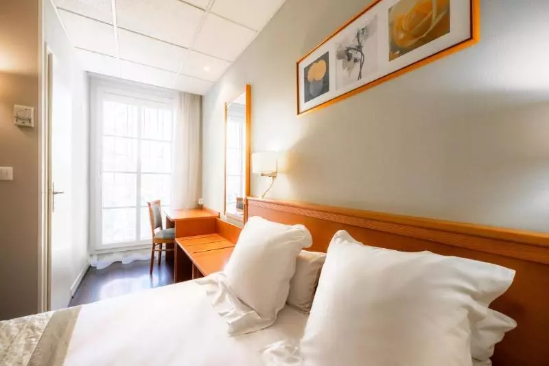 Fotos del hotel Logis  Darcy Dijon Centre:  8